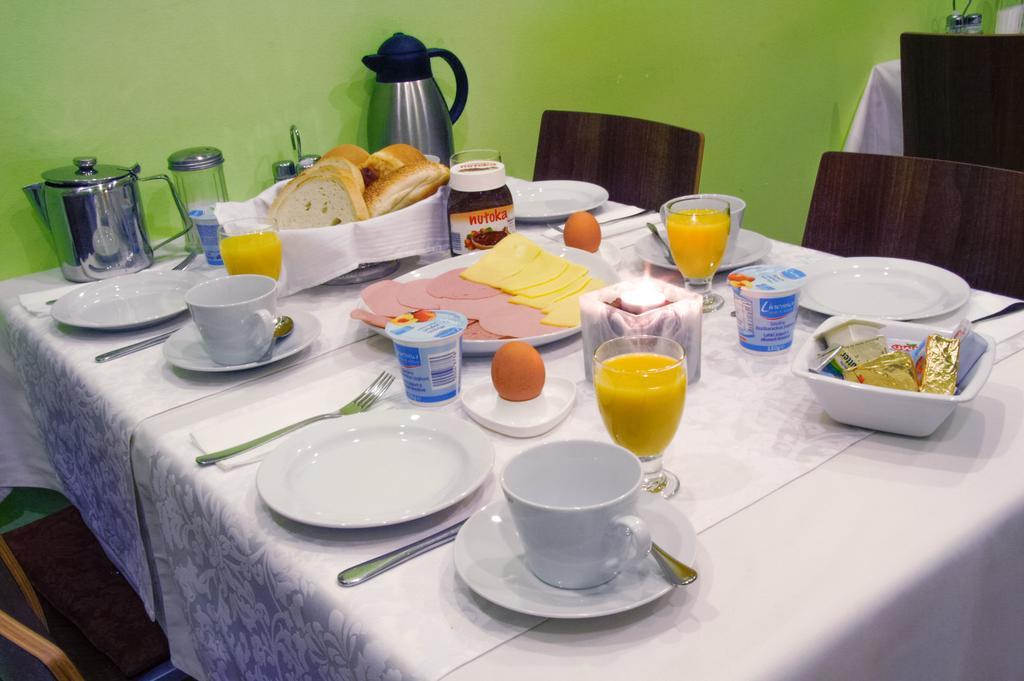 Homestay Sres ゴレンスカ地方 エクステリア 写真