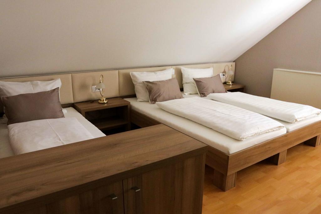 Homestay Sres ゴレンスカ地方 エクステリア 写真
