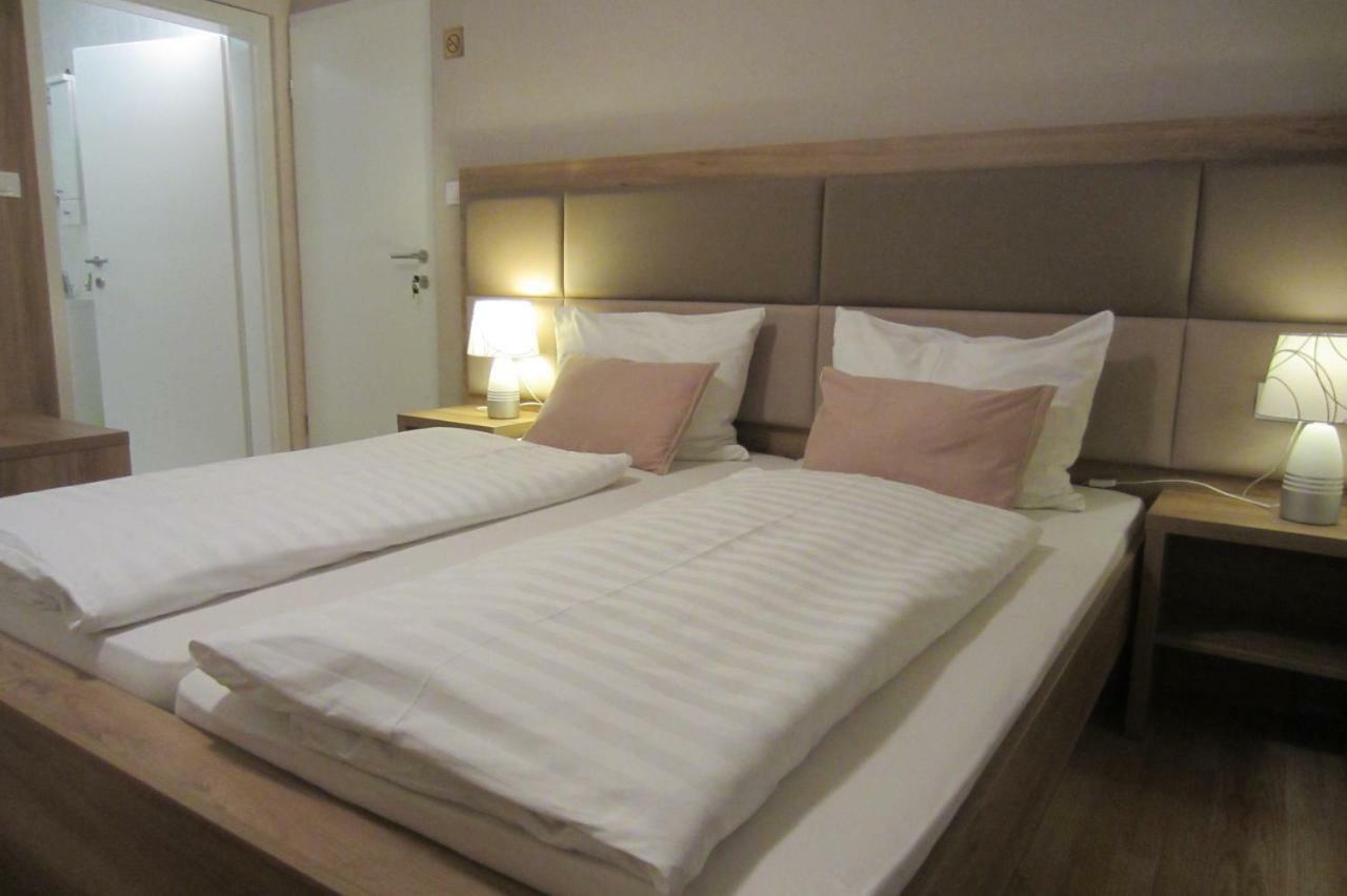 Homestay Sres ゴレンスカ地方 エクステリア 写真